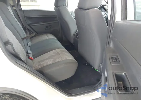 2008 Jeep Grand Cherokee Laredo z USA, uszkodzony, nr VIN 1J8HR48N48C143102